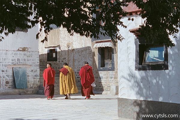 西藏旅游準(zhǔn)備些什么