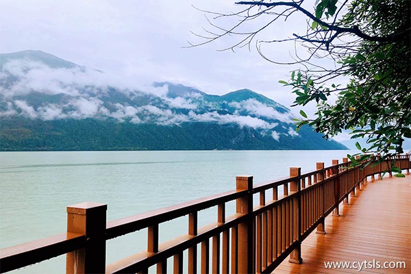 包團(tuán)旅游西藏
