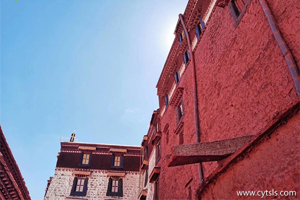 去西藏旅游需要準備什么