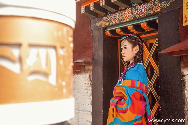 西藏陽(yáng)卓旅行社
