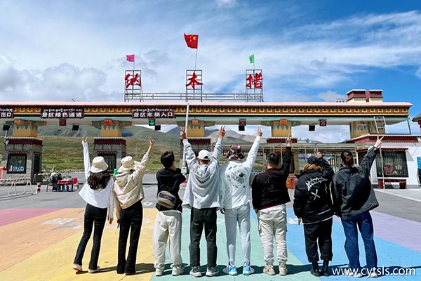 西藏8日游一個(gè)人多少錢
