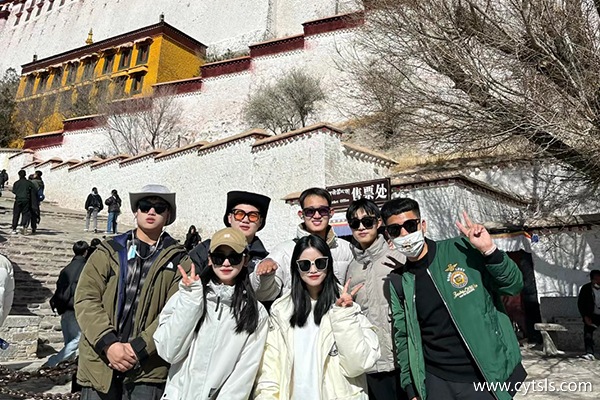 十月一號(hào)去西藏旅游合適嗎